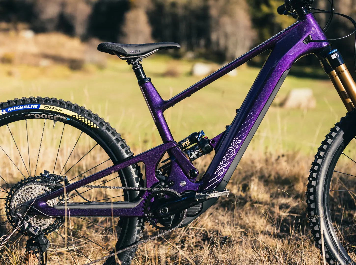 Outdoor Produktfoto eines Scor Emountainbikes 4060Z