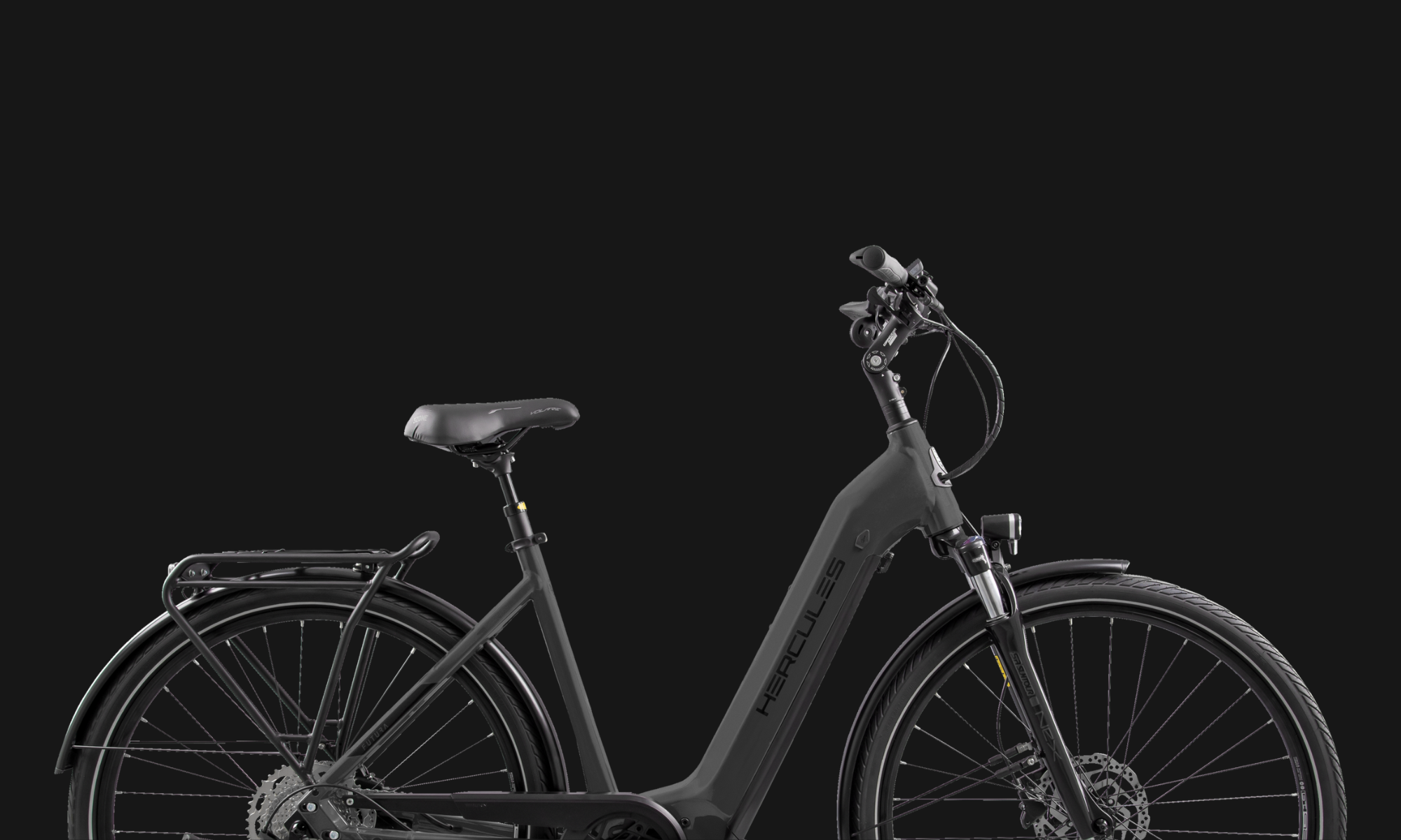 SChwarzes Fahrrad auf schwarzem Hintergrund Hercules Tiefeinsteiger