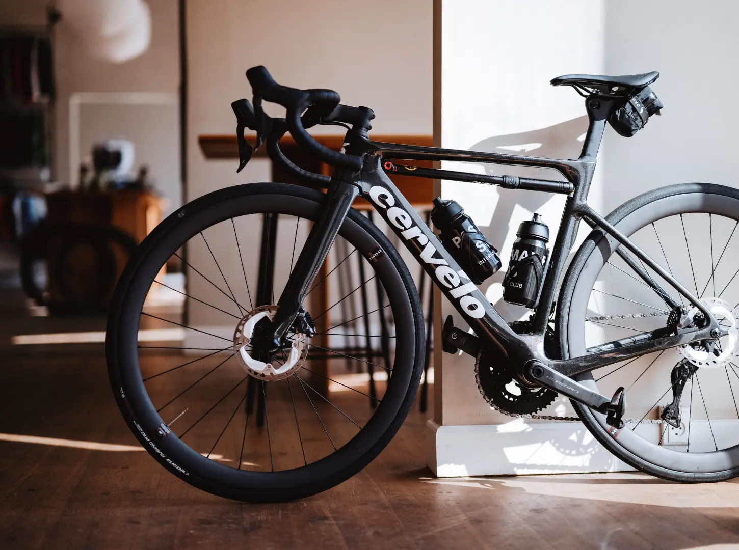 Cervélo Soloist Cervélo Soloist Indoor Produktfoto Seitenansicht links